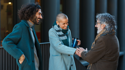 5 Great Apps for Meeting New Friends