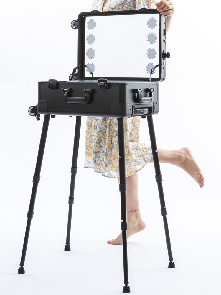 Professional Makeup Table Luggage - Image 7