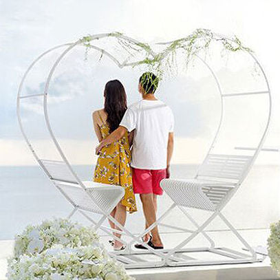 Nature Nest Outdoor Heart-Shaped Swing Bench - Image 4