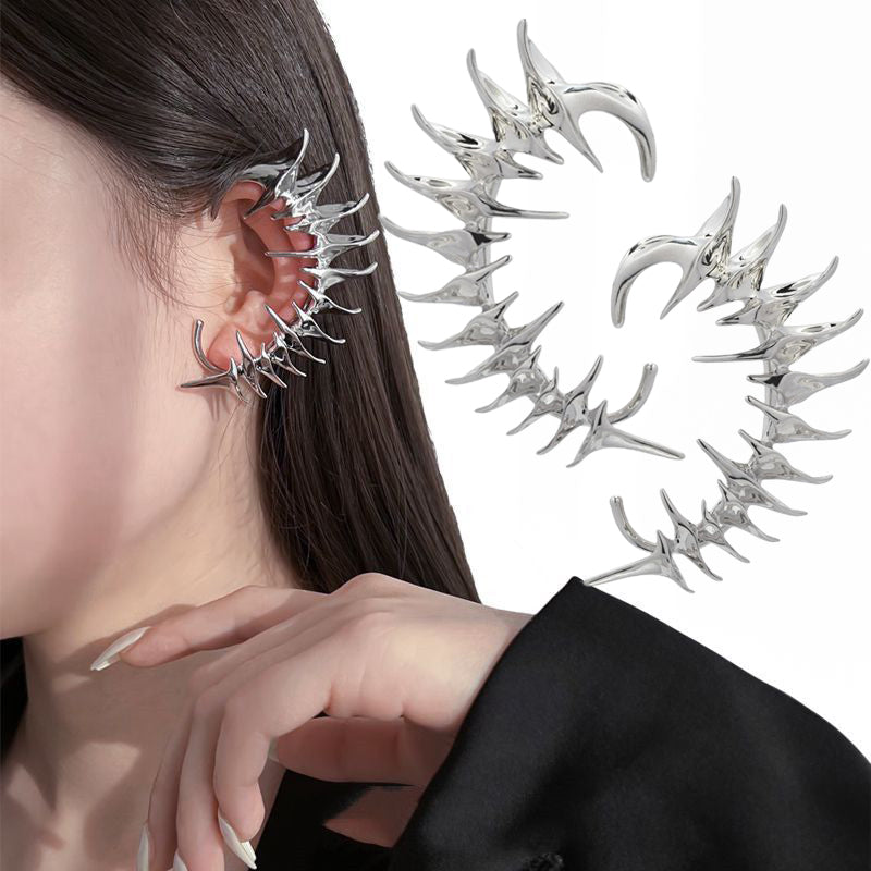 Cyberpunk Skeleton Spike Ear Clip - Image 1