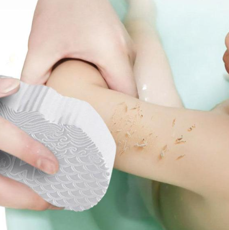 Soft Body Scrubber Shower Sponge - Image 1
