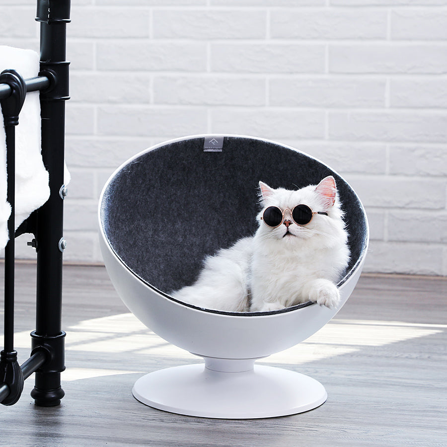Elegant Rotating Interactive Cat Hammock Bed - Image 2
