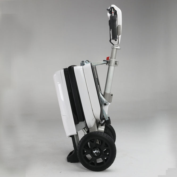 Aerospace Foldable Tricycle Scooter - Image 4