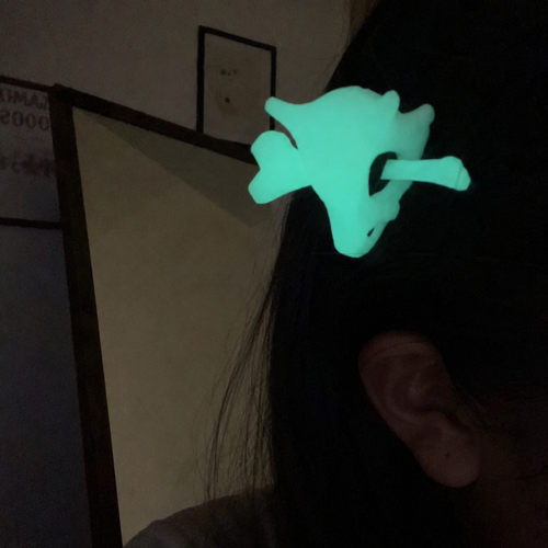 Ghost Arrow Glow-in-the-Dark Hair Clip