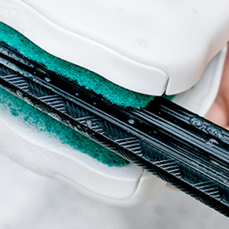 Two-Sided Kitchen Knife Cleaning Brush - Image 4