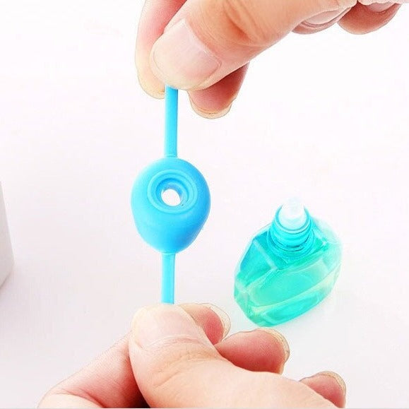 Professional Silicone Eye Drop Helper - Image 1