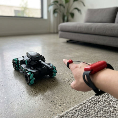 Gesture Sensing Water Spraying Tank - Image 0