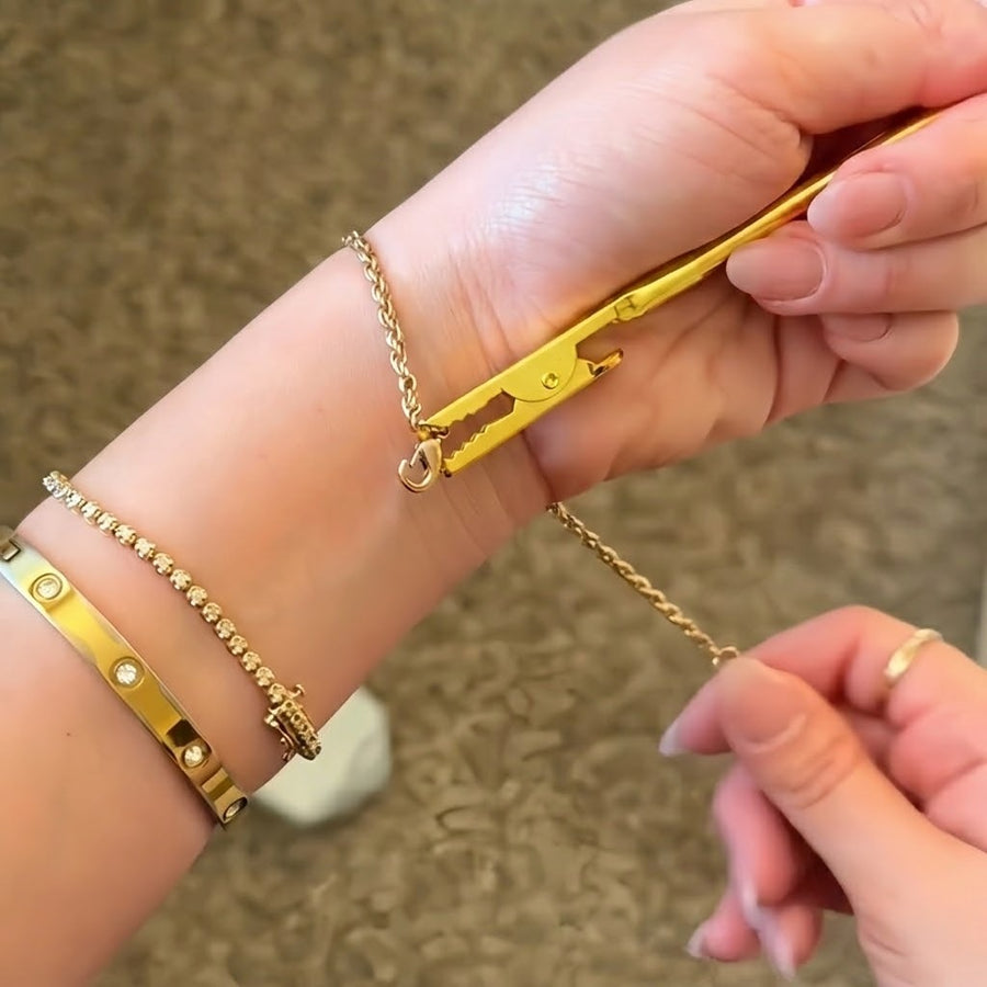 One Hand Bracelet Clasp Holder Jewelry Tool - Image 1