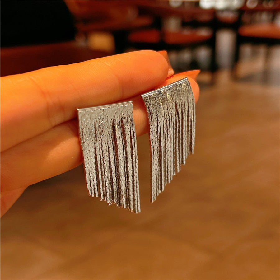 Golden Shining City Tassel Earring - Image 5