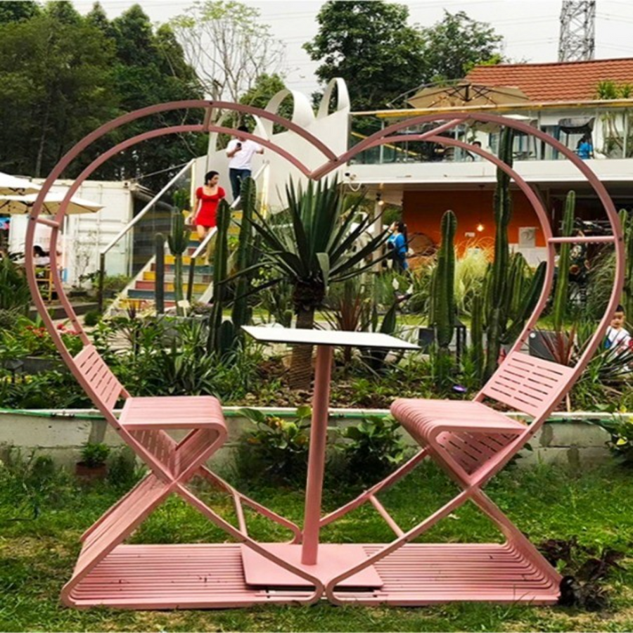 Nature Nest Outdoor Heart-Shaped Swing Bench - Image 6
