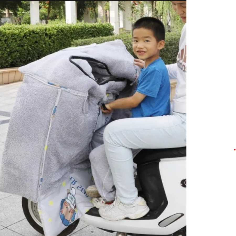Warm Ride Thick Two-Person Motorcycle Wind Shield Coat - Image 4