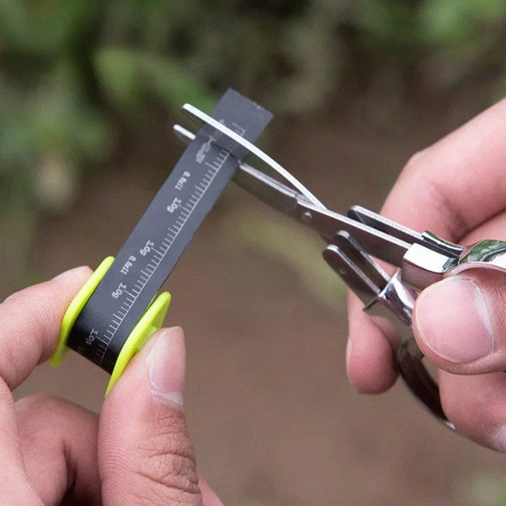 Mini Snip Stainless Scissors Keychain - Image 0