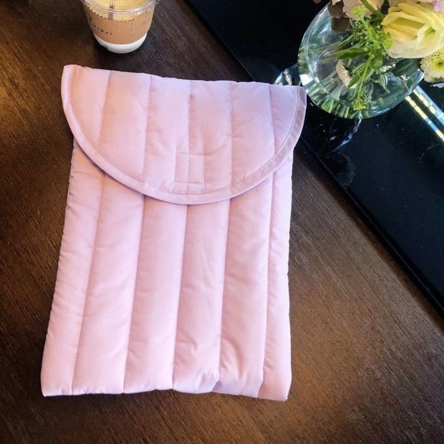 Ultra Protective Padded Tablet Bag - Image 9