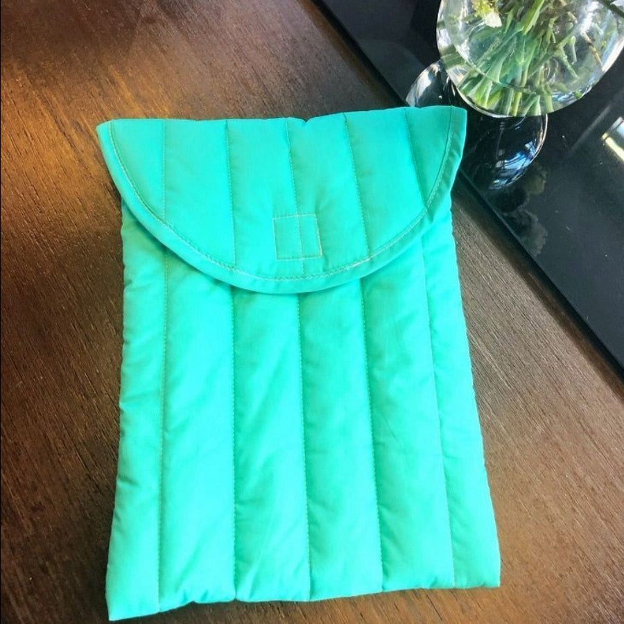 Ultra Protective Padded Tablet Bag - Image 8
