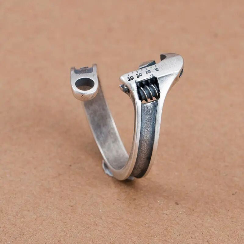 Retro Adjustable Wrench Ring - Image 3