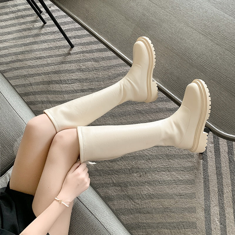 City Sleek Leather Ankle Boots - Image 4