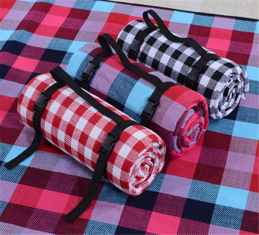 Outdoor Folding Waterproof Picnic Blanket Mat - Image 0