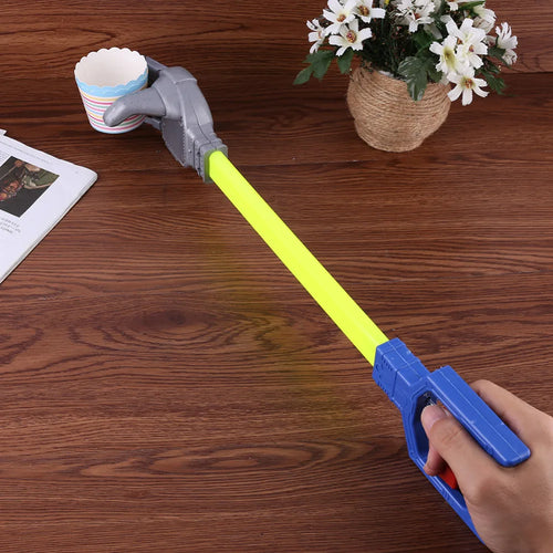 Robotic Fun Claw Hand Grabber Toy - Image 0