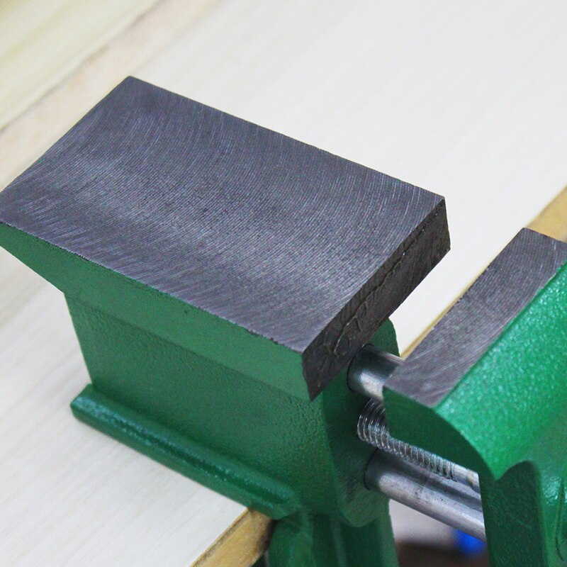 Woodworking DIY Clamp-On Bench Vise - Image 1