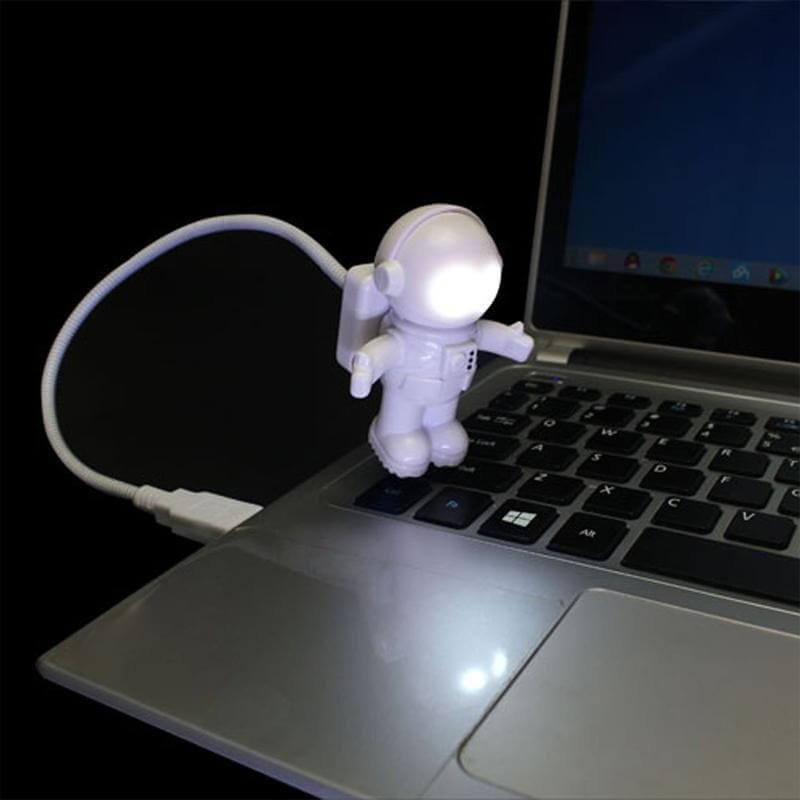 USB Astronaut LED Book Night Light - Image 4