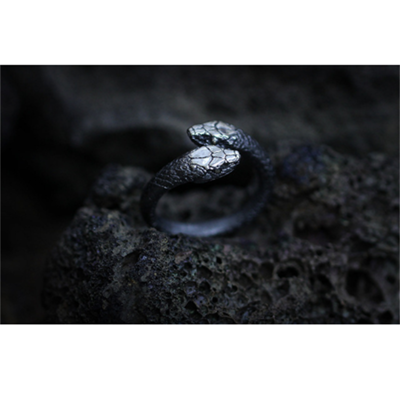 Black Retro Resizeable Gothic Snake Ring - Image 1