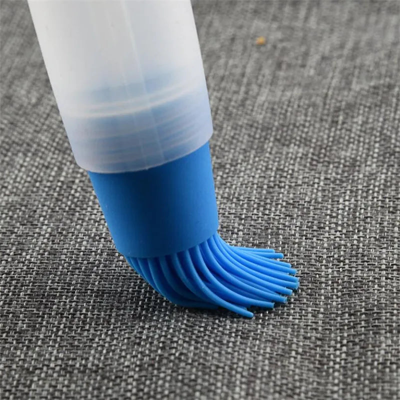 Multipurpose Heat Resistant Oil Bottle Brush - Image 1