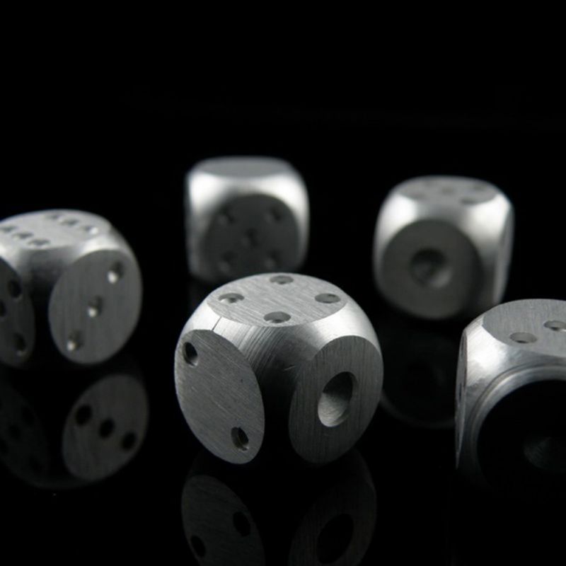 5pcs Aluminum Alloy Metal Dices - Image 1