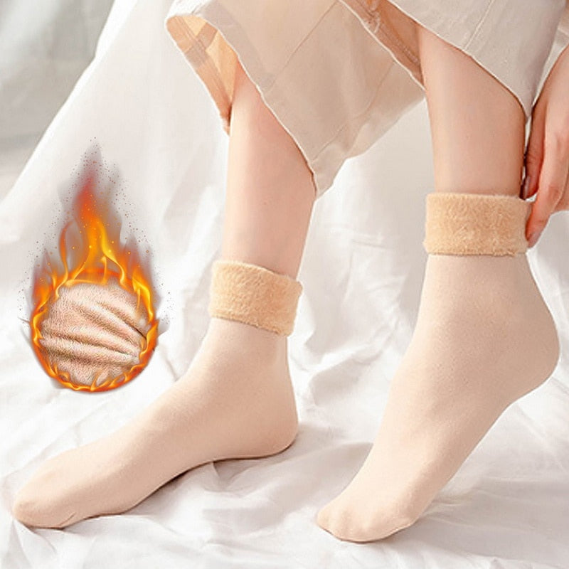 Thermal Touch Winter Warm Solid Thick Socks - Image 0