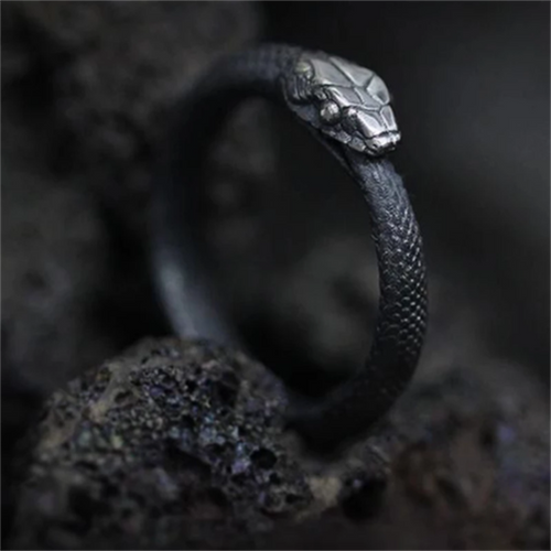 Black Retro Resizeable Gothic Snake Ring - Image 0