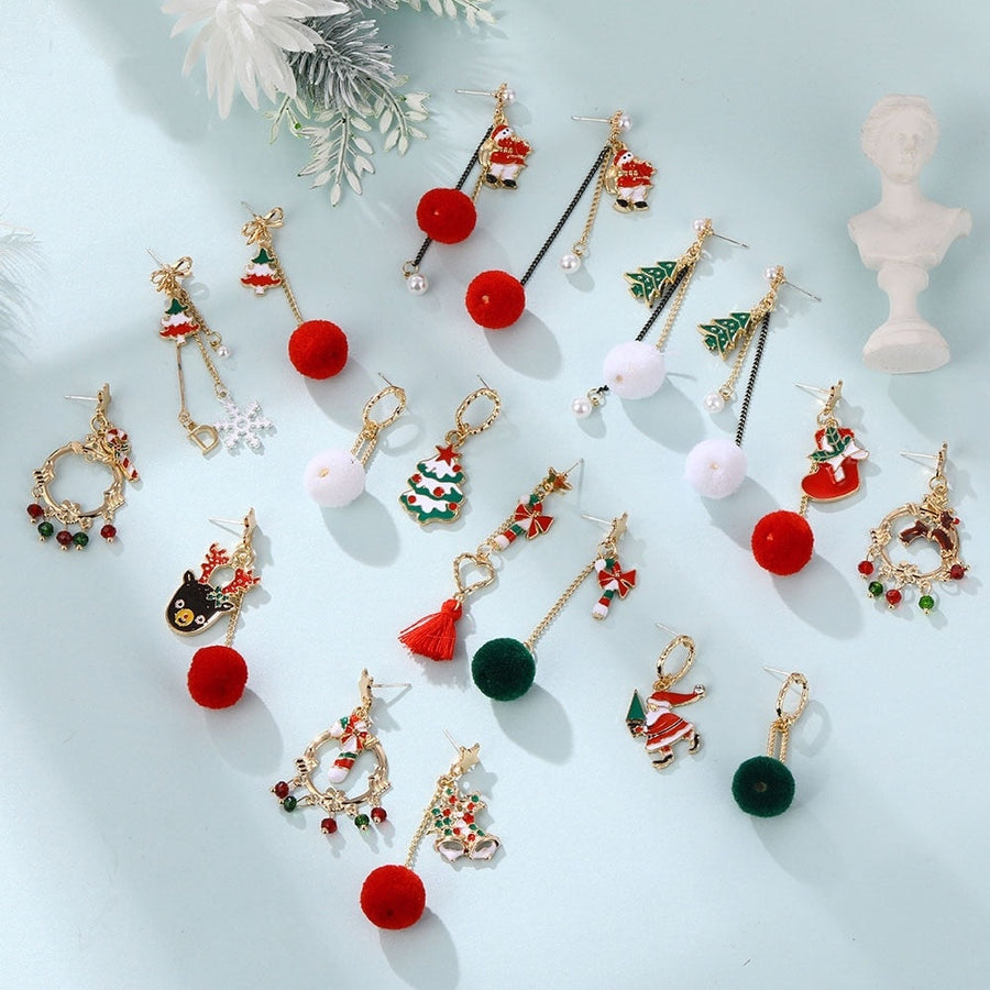 Santa's Helpers Earrings - Image 0
