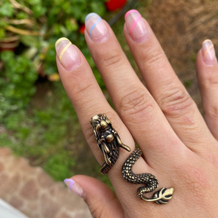 Retro Mystical Time Brass Dragon Ring - Image 4