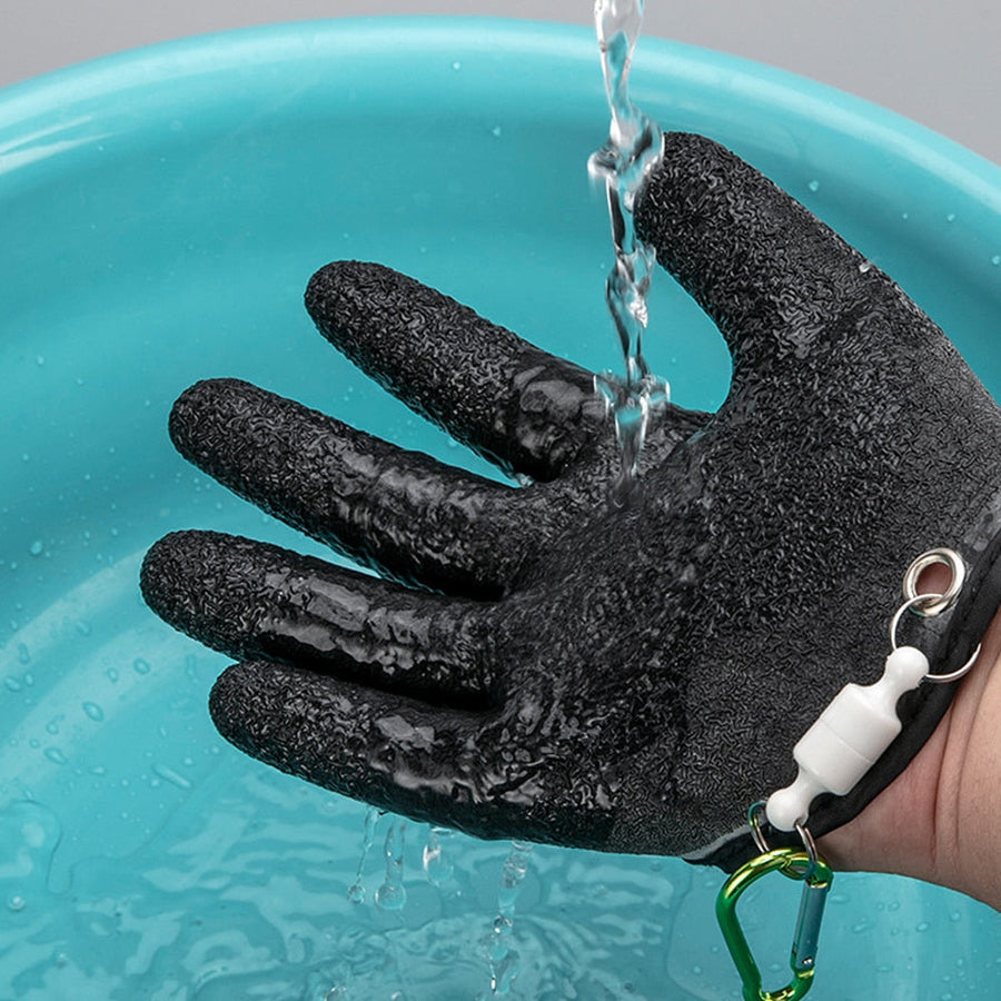Slip Proof Protective Camping Gloves - Image 3