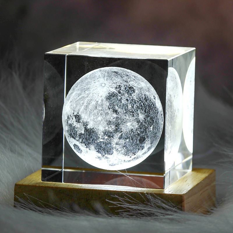 3D Crystal Cube Moon Nightlight - Image 0