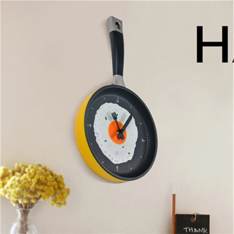 Omelette Pot-Shaped Wall Clock - Image 3