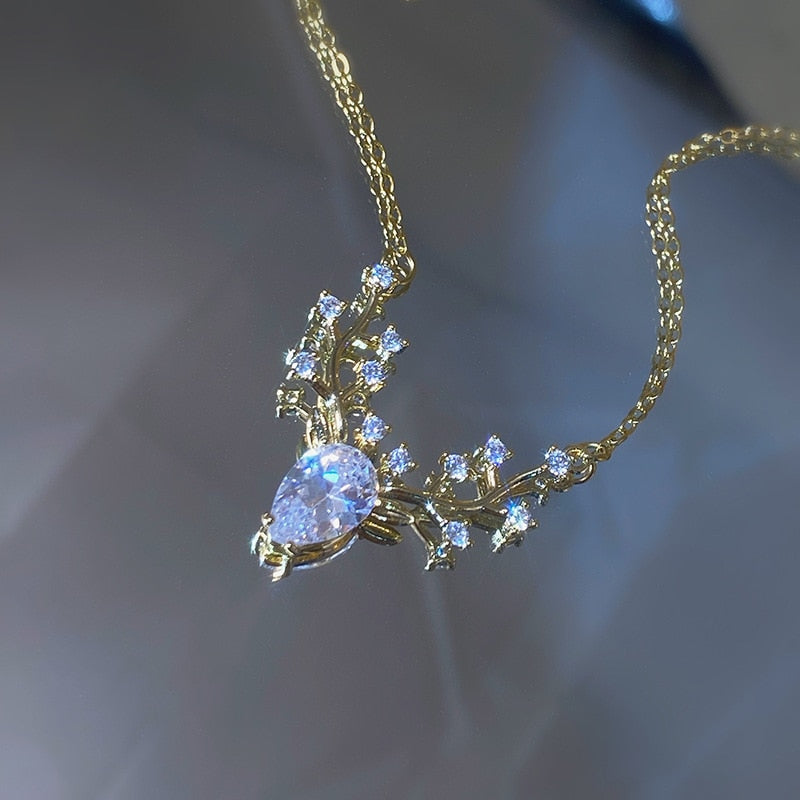 Regal Reindeer Charming Necklace - Image 4