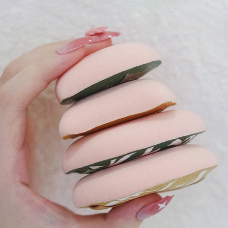 Heavenly Touch Makeup Puffs - Image 2