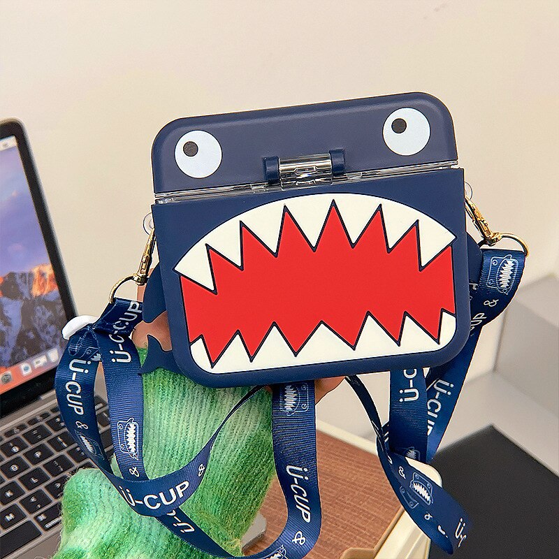 Shark Built-in Straw Water Bottle - Image 7