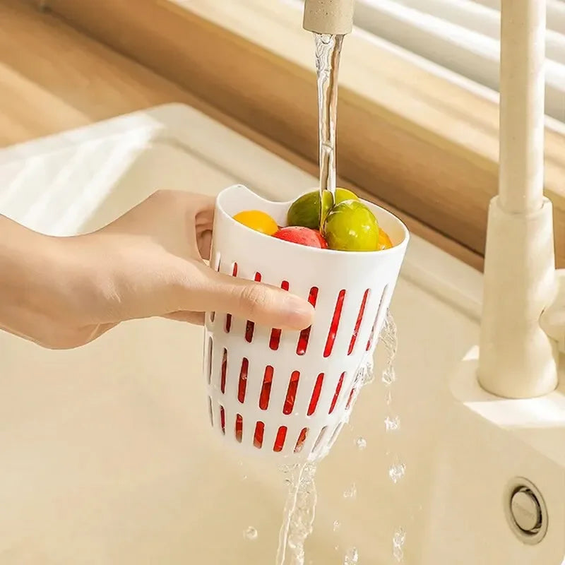 Long Lasting Portable Drain Fruit Cup - Image 1