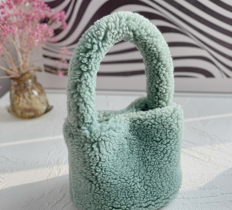 Cuddly Plush Mini Bucket Bag - Image 3