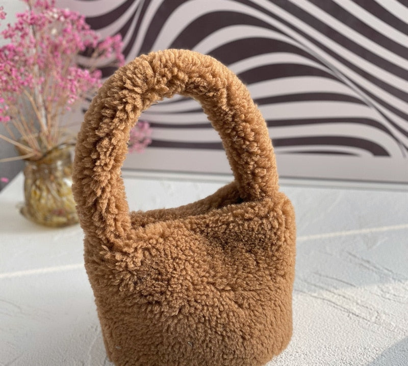 Cuddly Plush Mini Bucket Bag - Image 5