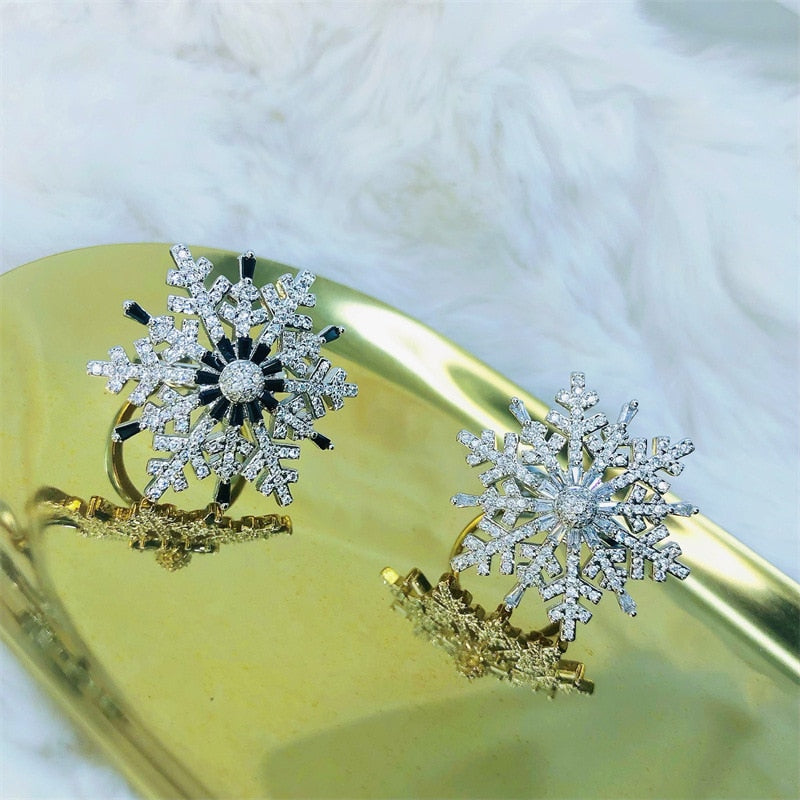 Winter Snowflake Rotating Ring - Image 3