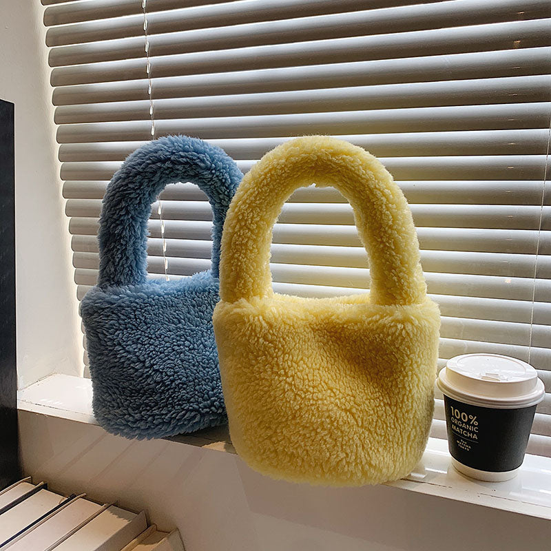 Cuddly Plush Mini Bucket Bag - Image 0