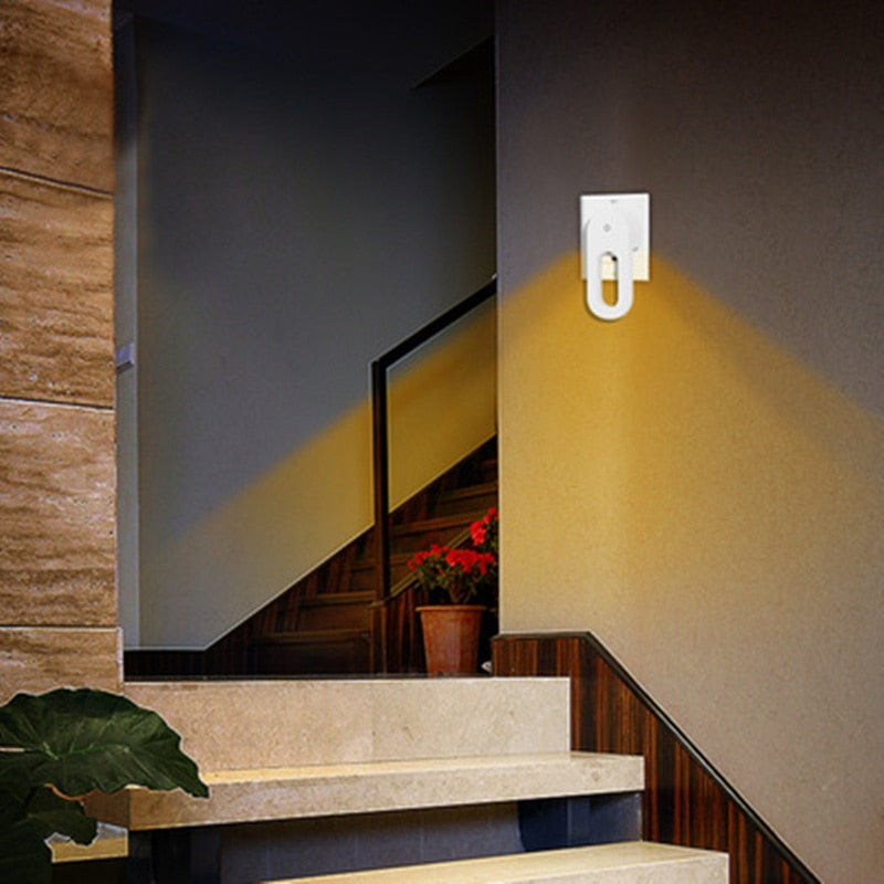 Twilight Sensor Energy Saving Socket Wall Night Light - Image 3