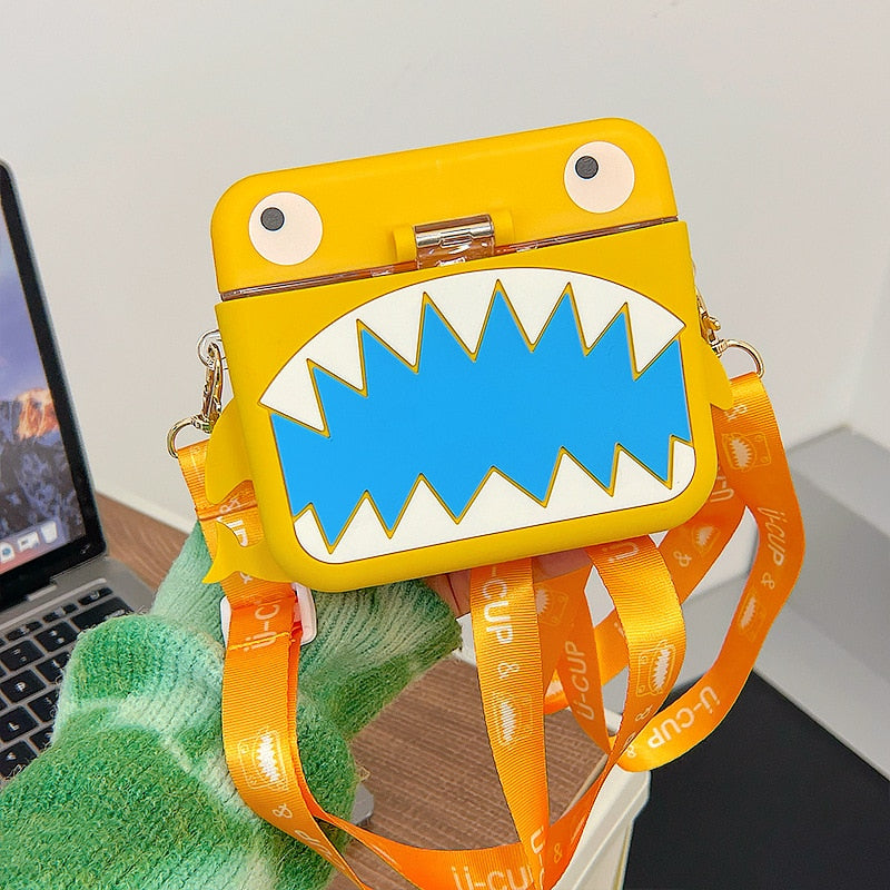 Shark Built-in Straw Water Bottle - Image 10