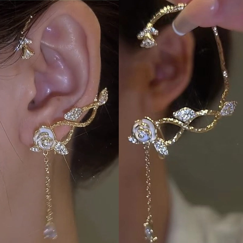 Elegant Vintage Vibes Ear Clip - Image 3