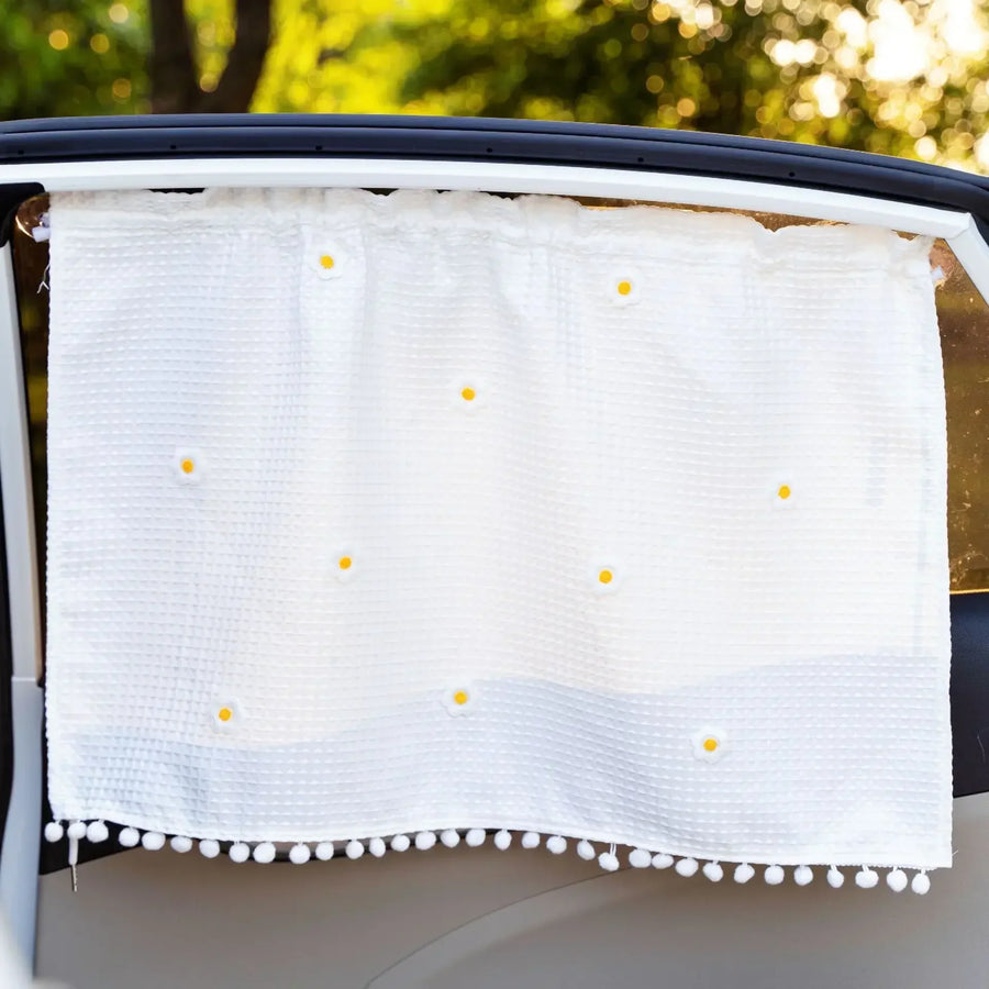 Universal Fit UV Protection Car Sunshade - Image 12