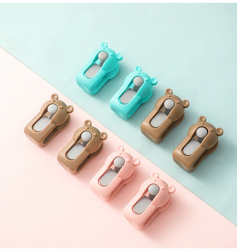 4Pcs Bear Non-slip Bed Clips - Image 1