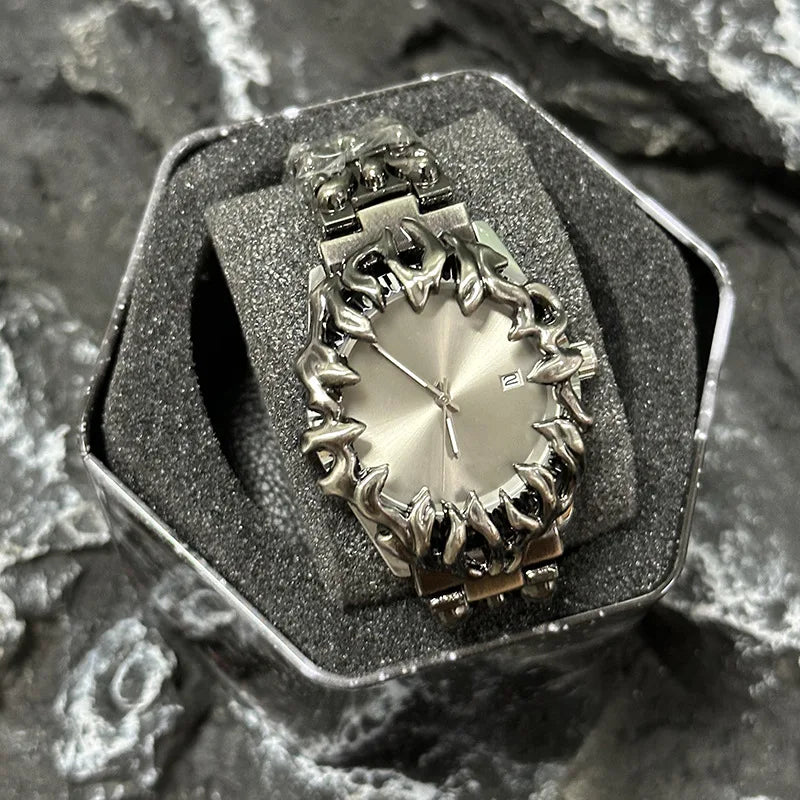 Predator Claw Case Statement Watch