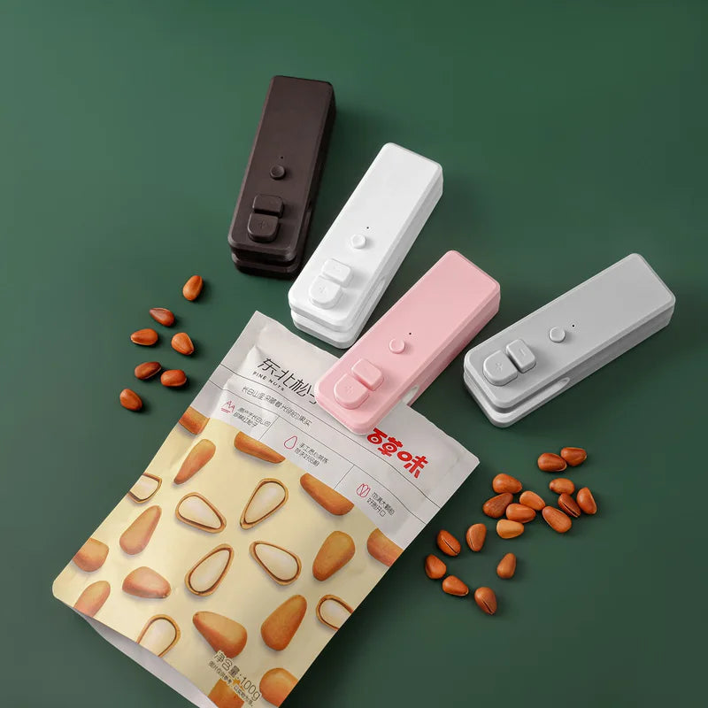 Magnetic USB Charging Snack Bag Sealer - Image 0