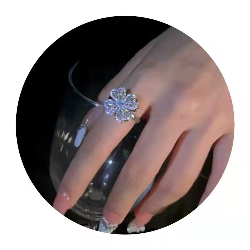 Rotating Flower Zircon Clover Ring - Image 5